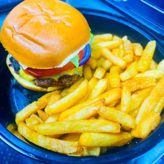 Cheeseburger with Lettuce, Tomato, Onions, and Bacon
